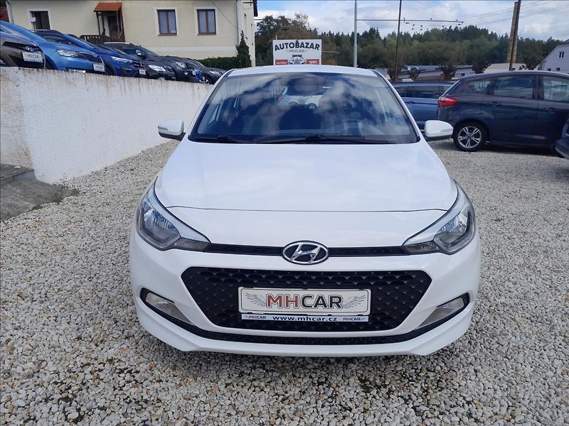 Hyundai i20 1,25i 16V 55kW - fotka 2 z 45