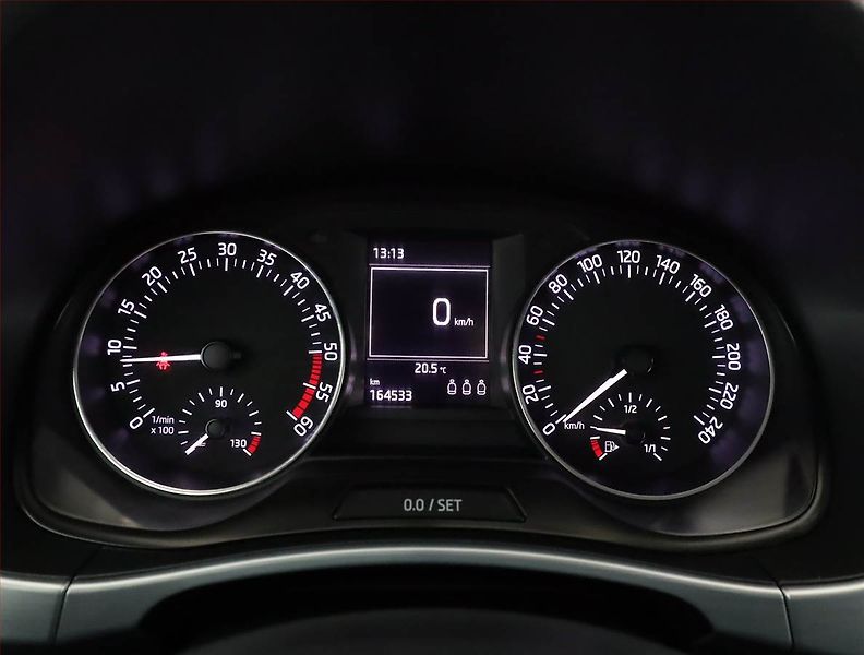 Škoda Fabia (2015) Ambition 1.4 TDI, Tempomat - fotka 8 z 18