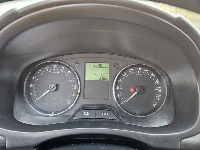 Škoda Fabia (2011) 2 1.6TDI - fotka 10 z 19