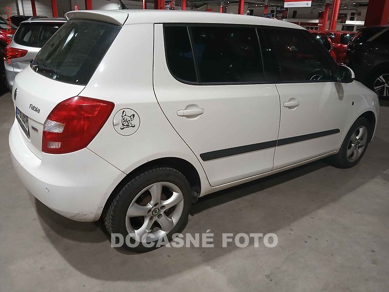 Škoda Fabia (2009) 1.2i, AC, tempo - fotka 2 z 3