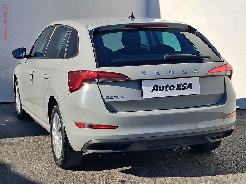 Škoda Scala (2019) 1.0 TSi, 2.maj,ČR, Ambition - fotka 6 z 17