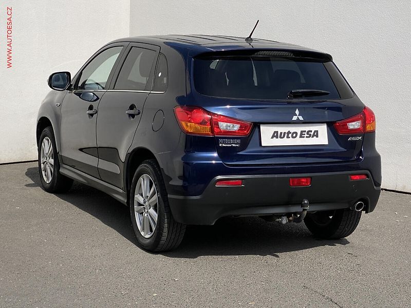 Mitsubishi ASX (2010) 1.6 MiVEC, Invite, TZ - fotka 6 z 15