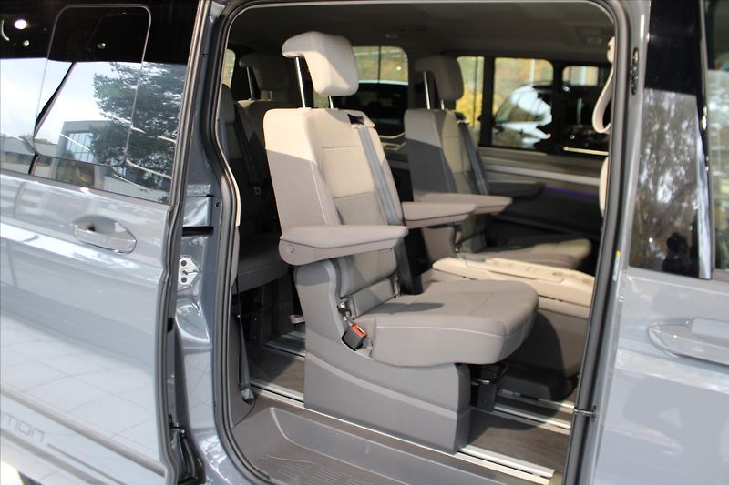 Volkswagen Multivan T7 TDi DSG Edition ACC/NezTop/ - fotka 27 z 36