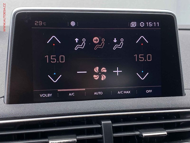 Peugeot 3008 (2018) 1.2 PT, GT Line, LED, kamera - fotka 16 z 19