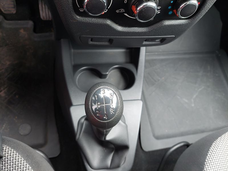 Dacia Dokker (2013) 1.2TCe 115 - fotka 13 z 25