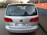 Volkswagen Touran 1.6 TDi DSG Serviska - náhled 6