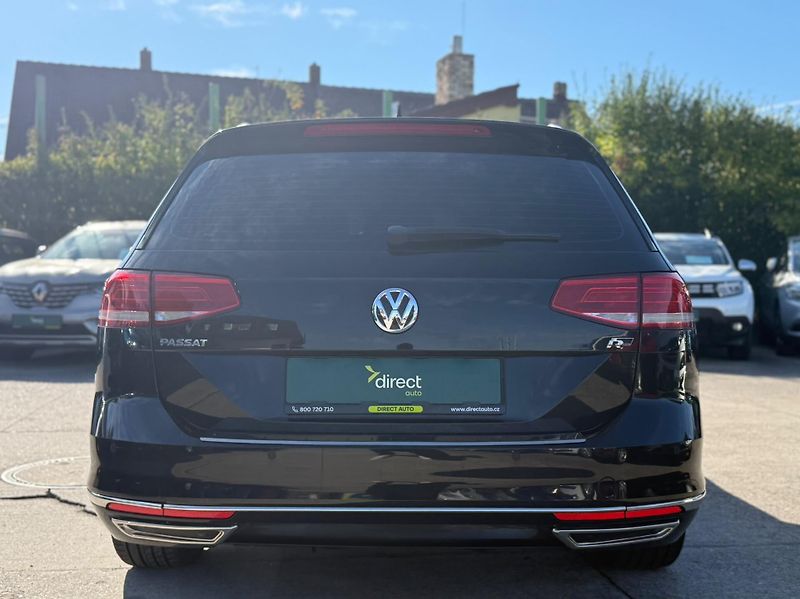 Volkswagen Passat - fotka 9 z 9