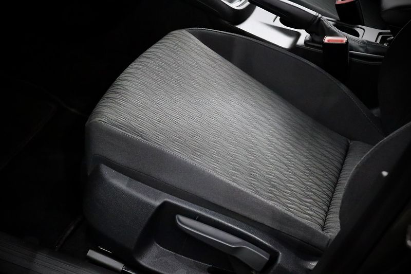 Seat Leon ST 1.4 TSI 90 kW - fotka 16 z 31
