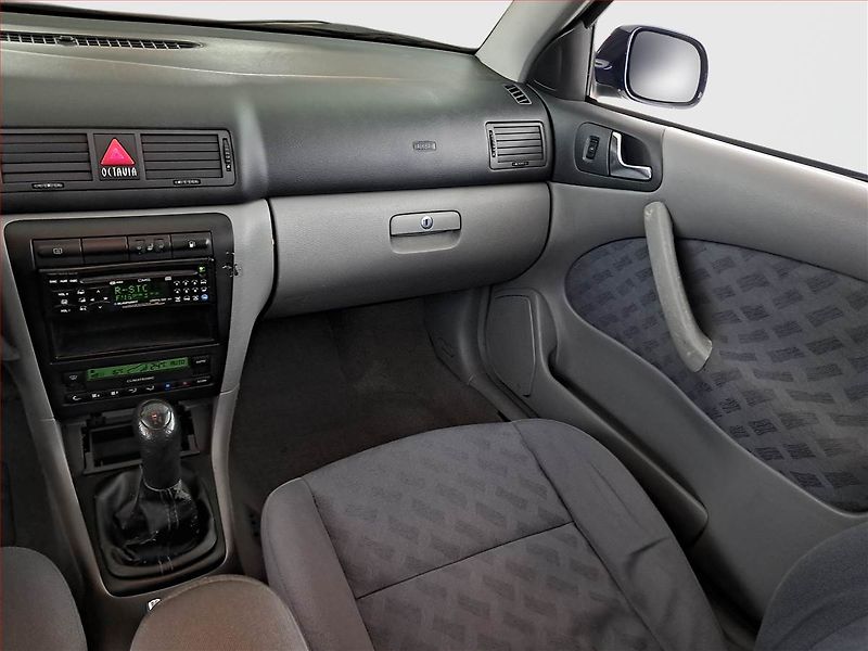 Škoda Octavia (1999) 1.9 TDI, Tažné, Klima - fotka 8 z 17