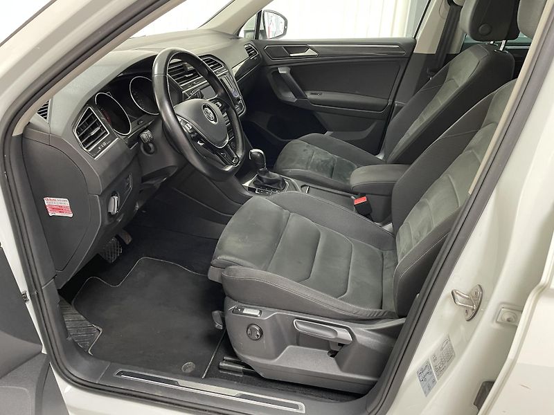 Volkswagen Tiguan 1.4 TSi ČR DSG SERVISKA  - fotka 19 z 26