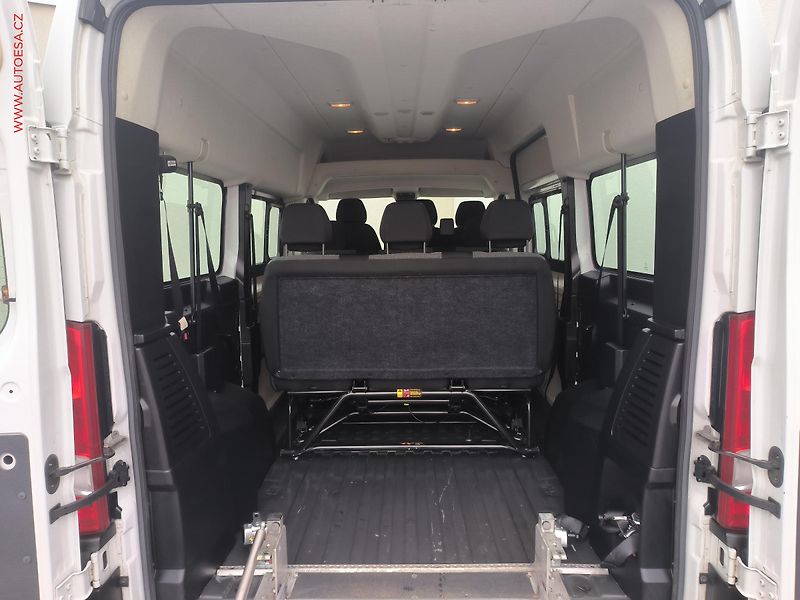 Fiat Ducato (2019) 2.3MJT L2H2 9míst, AC, 103kW - fotka 8 z 21