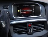 Volvo V40 (2016) 2.0 T2, Navi, Tempomat - náhled 11