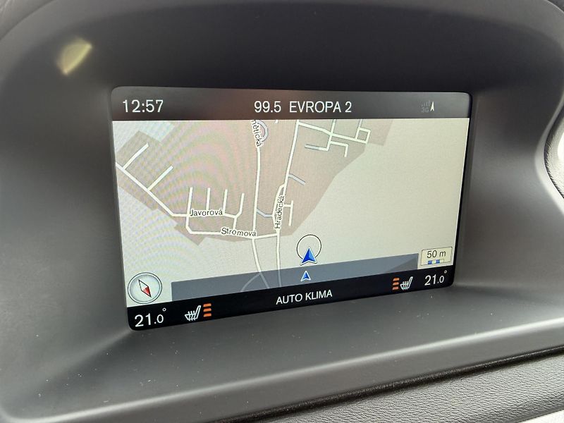 Volvo V70 2.0 D4 POLESTAR NAVI ROZVODY - fotka 22 z 46