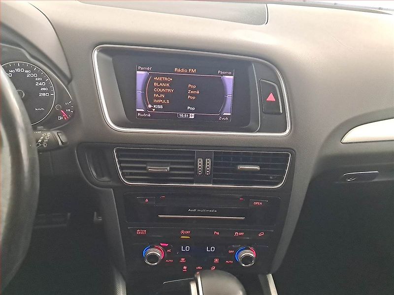 Audi Q5 (2013) Exclusive 2.0 TFSI, 4X4 - fotka 13 z 21