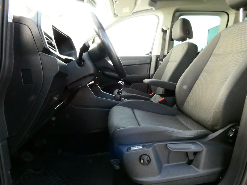 Volkswagen Caddy 2.0 TDI 4MOTION - fotka 18 z 30