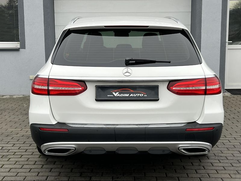 Mercedes-Benz Třídy E (2018) E 220D 4MATIC ALL TERRAIN - fotka 6 z 27