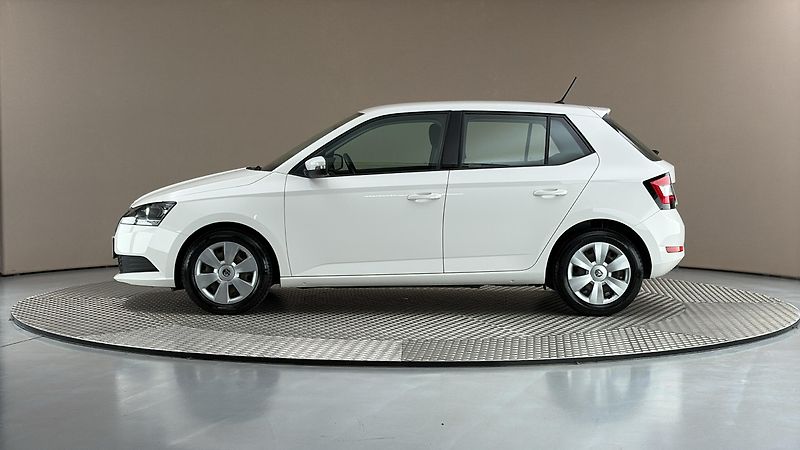 Škoda Fabia 1.0 TSI Active - fotka 4 z 23