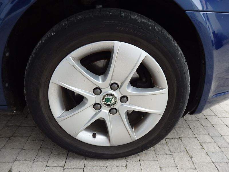 Škoda Octavia 1.4 TSI 90 kW KLIMA, ZÁVĚS - fotka 13 z 24