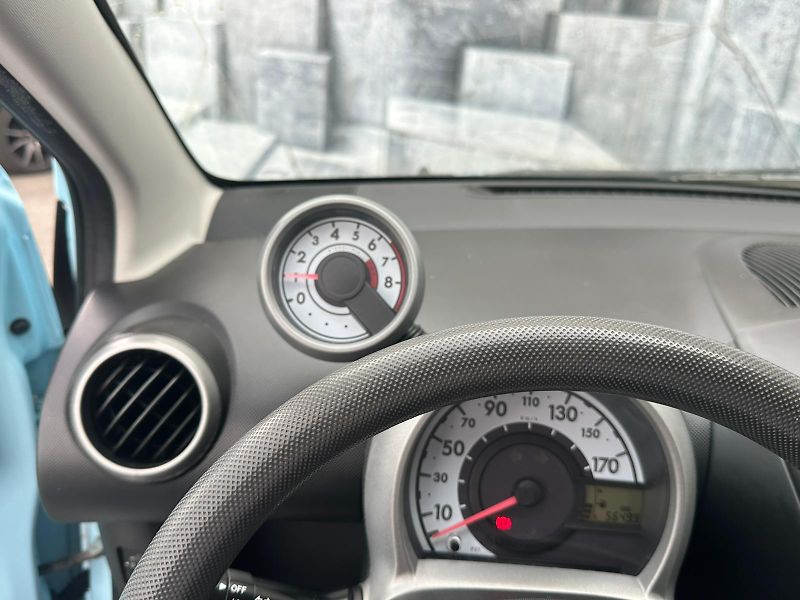 Citroën C1 (2012) 1.0i, 50KW - fotka 18 z 21