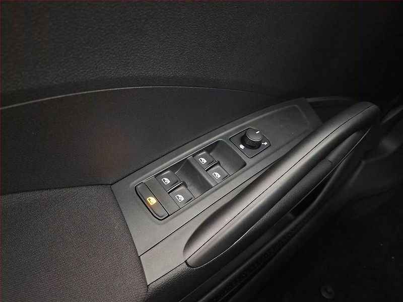 Škoda Fabia (2025) 1.0 TSI, ČR,1.maj, Serv.kniha - fotka 18 z 18