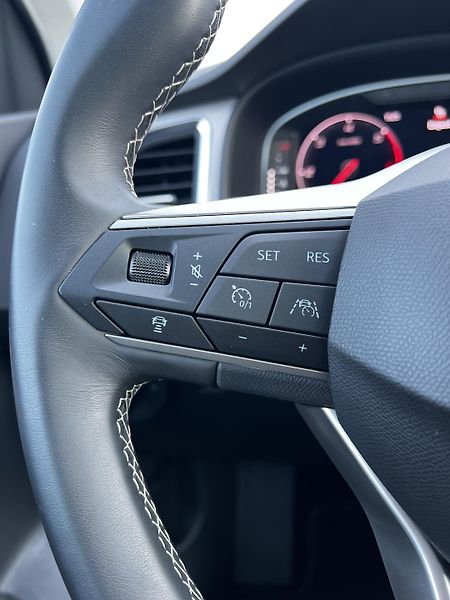 Seat Ateca 2.0TDI DSG 4x4 Xperience TZDPH - fotka 11 z 27