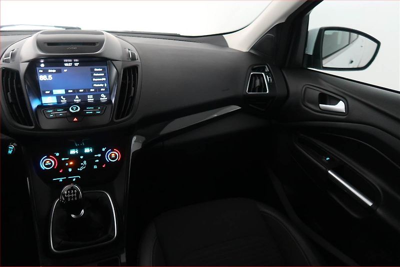 Ford Kuga (2019) 1.5 EcoBoost, ČR,1.maj - fotka 8 z 18