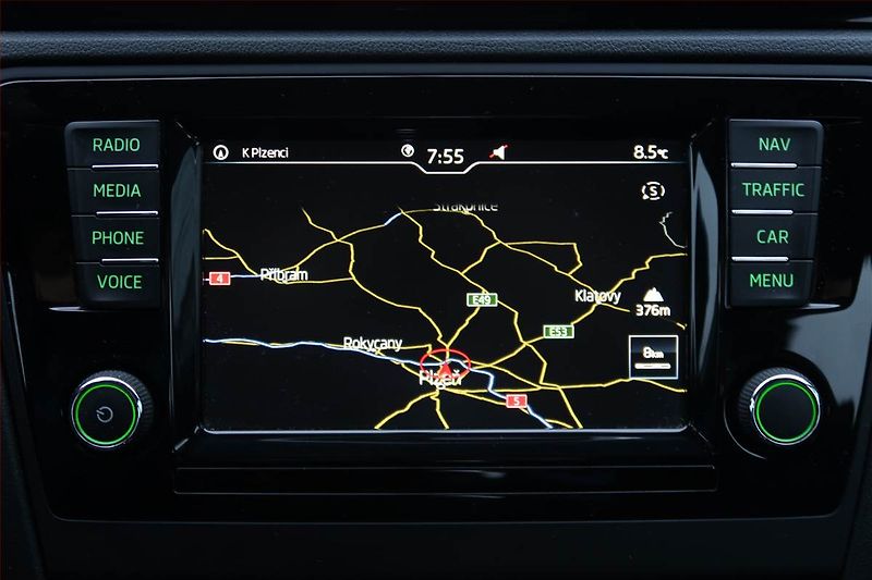 Škoda Rapid (2017) 1.6 TDI, Navi - fotka 13 z 13