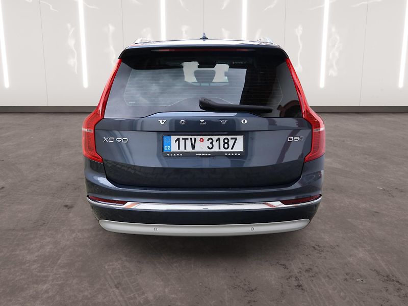 Volvo XC90 (2022) Inscription, B5 AWD - fotka 3 z 26