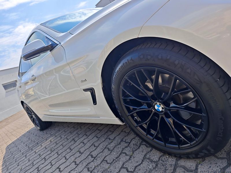 BMW Řada 3 (2018) GT 320D Xdrive Sport line ČR - fotka 36 z 43