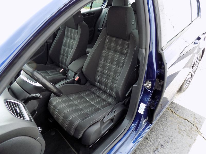 Volkswagen Golf (2012) 2.0 TDI/GTD/2.Maj/Klimatizace/ - fotka 14 z 45