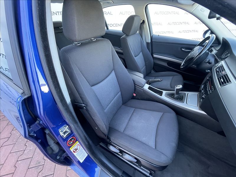 BMW Řada 3 2,0 i,105kW,STK 8/28,serv.kn. - fotka 20 z 22