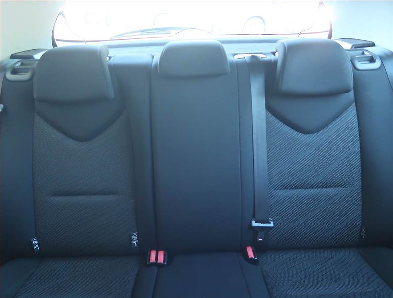 Peugeot 308 (2010) 1.4 VTi - fotka 10 z 15