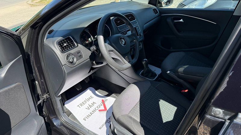 Volkswagen Polo (2014) 1.2TSi 66kW *Alu*Tažné*PDC* - fotka 8 z 23