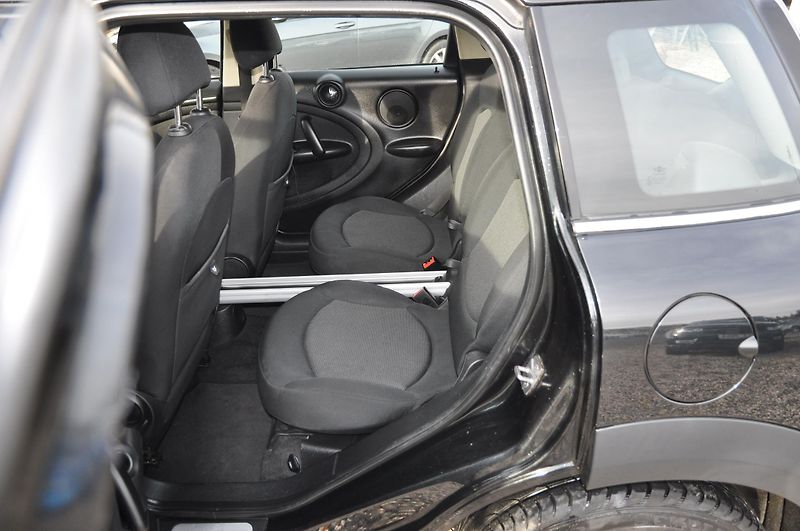 Mini Countryman 1.6i 72kW - fotka 7 z 17