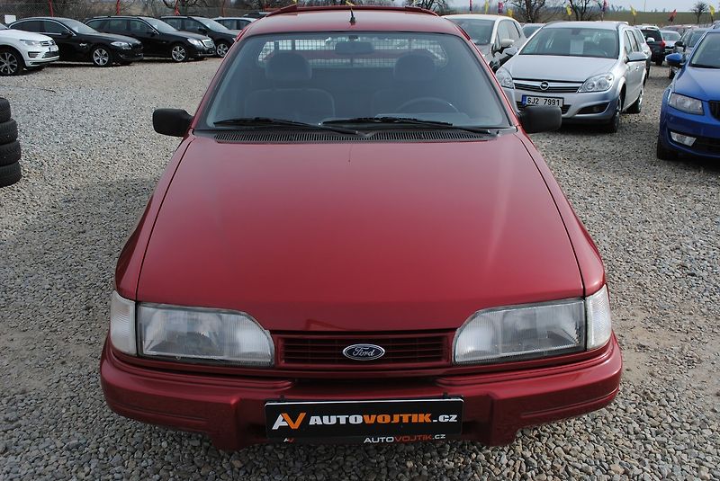Ford Sierra 1,8 P100 - fotka 2 z 32