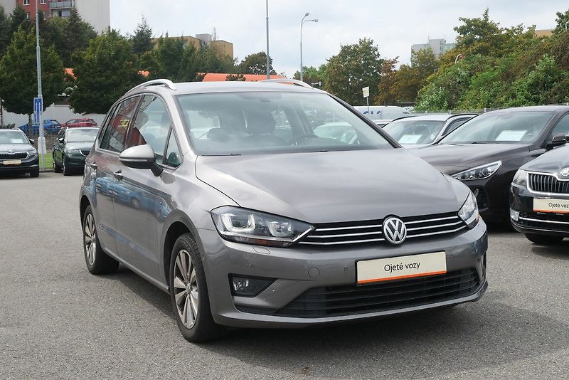 Volkswagen Golf Sportsvan - fotka 3 z 6