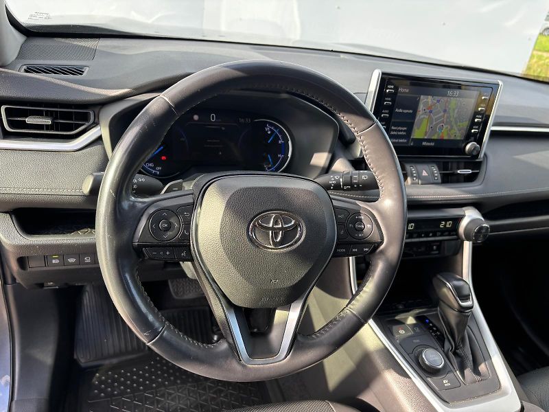 Toyota RAV4 2.5 HSD e-CVT AWD Executive - fotka 15 z 28