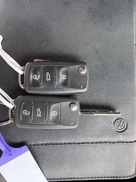 Volkswagen Golf 1.4TSI, 90kW, Kabrio - fotka 31 z 31