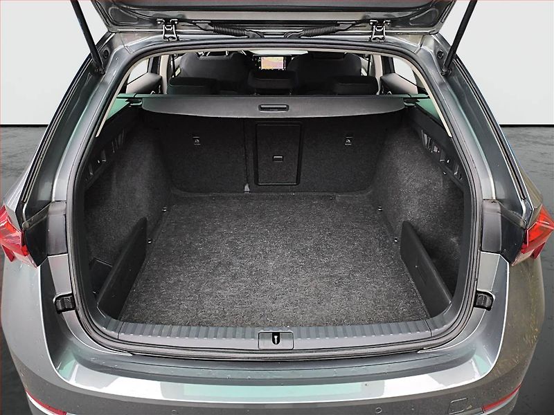 Škoda Octavia (2023) 2.0 TDI - fotka 14 z 21