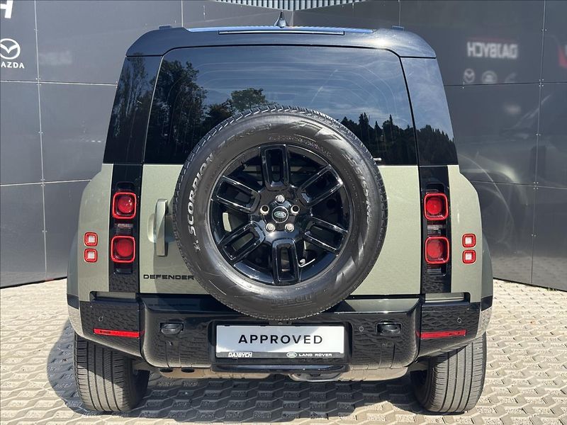 Land Rover Defender 3,0 110 D250 X-Dynamic SE ČR D - fotka 8 z 31