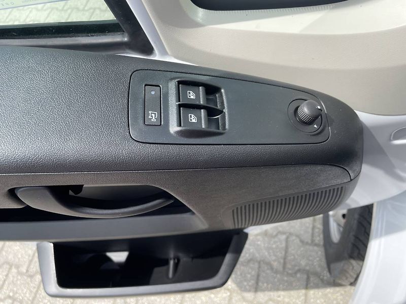Opel Movano Van 3500 L3H22,2 CDTi (103kW/ - fotka 10 z 21