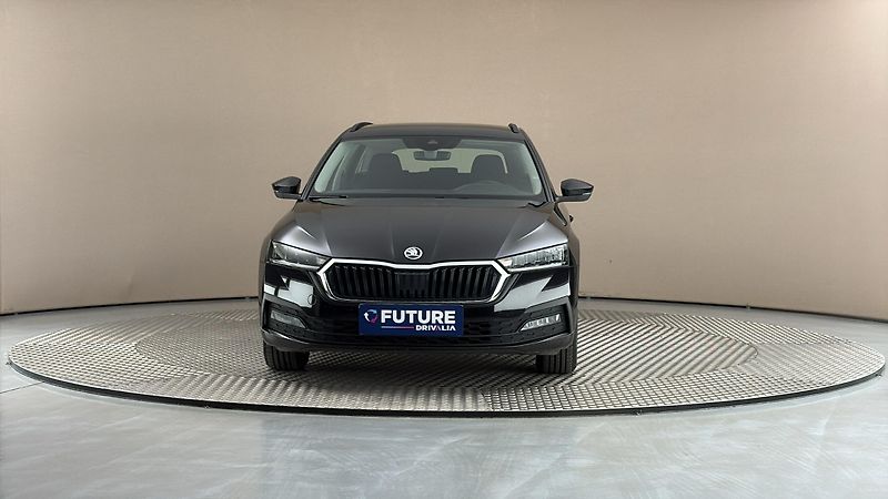 Škoda Octavia 2.0 TDI Ambition Combi - fotka 3 z 23