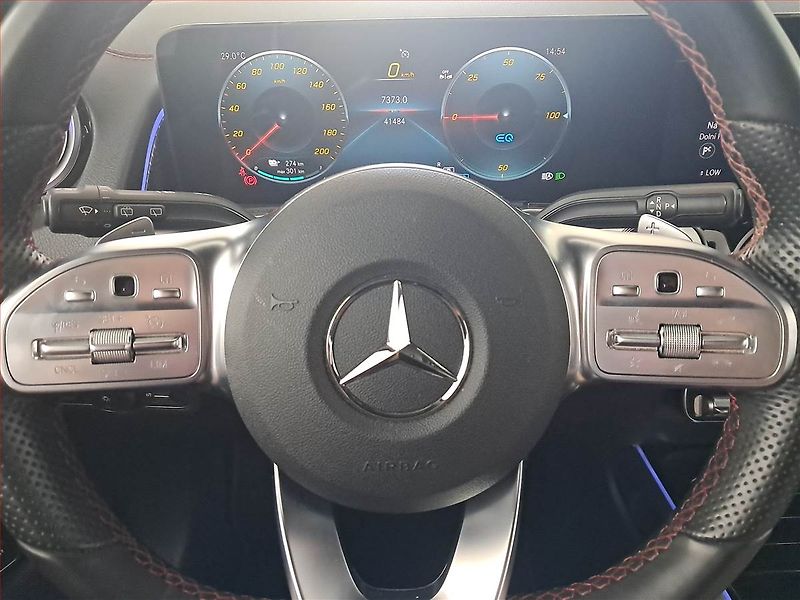 Mercedes-Benz EQB (2022) 350 4MATIC - fotka 19 z 21