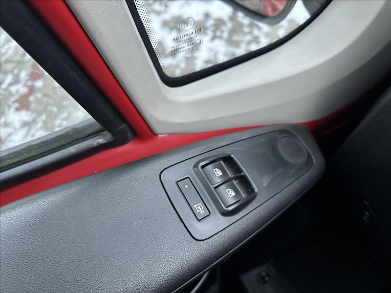 Fiat Ducato 2,3 TAŽNÉ, ZAHRÁDKA - fotka 20 z 24