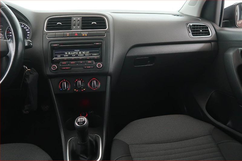 Volkswagen Polo (2012) 1.2 TDI, Tempomat - fotka 8 z 16