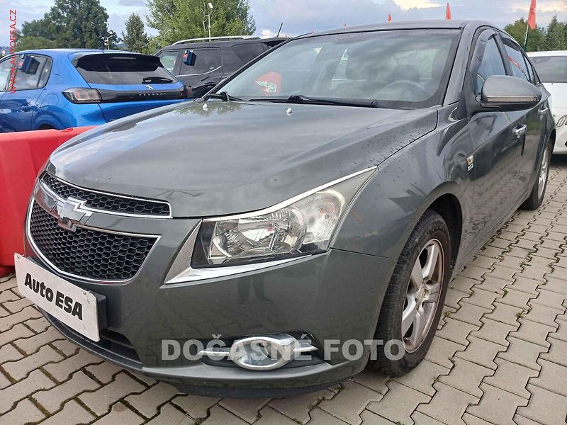 Chevrolet Cruze (2010) 1.6i - fotka 1 z 3