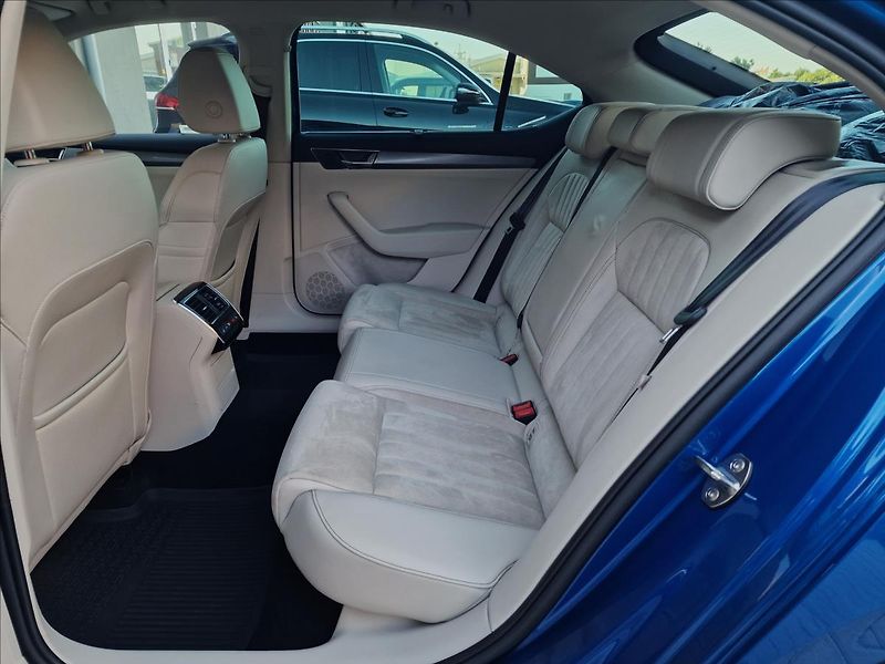 Škoda Superb 2.0TDI DSG Style,ČR,1.Majitel - fotka 16 z 50