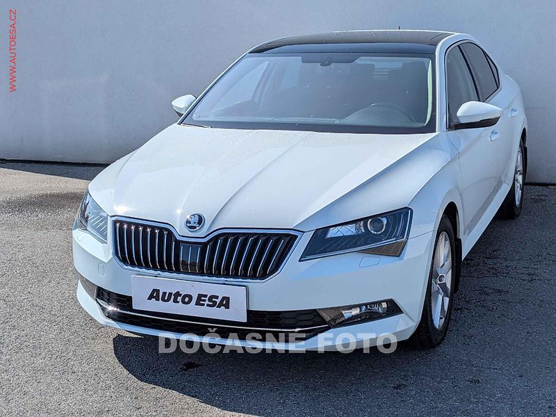 Škoda Superb (2016) 1.4TSi, Navi, bixen - fotka 3 z 16