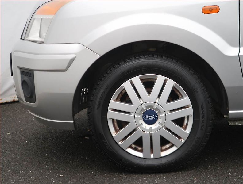Ford Fusion (2010) 1.4, levný provoz - fotka 14 z 17