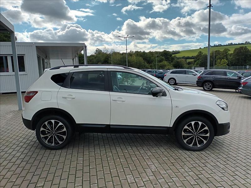Nissan Qashqai 2,0 dCi 110 kW Automat,4X4,TZ - fotka 4 z 40